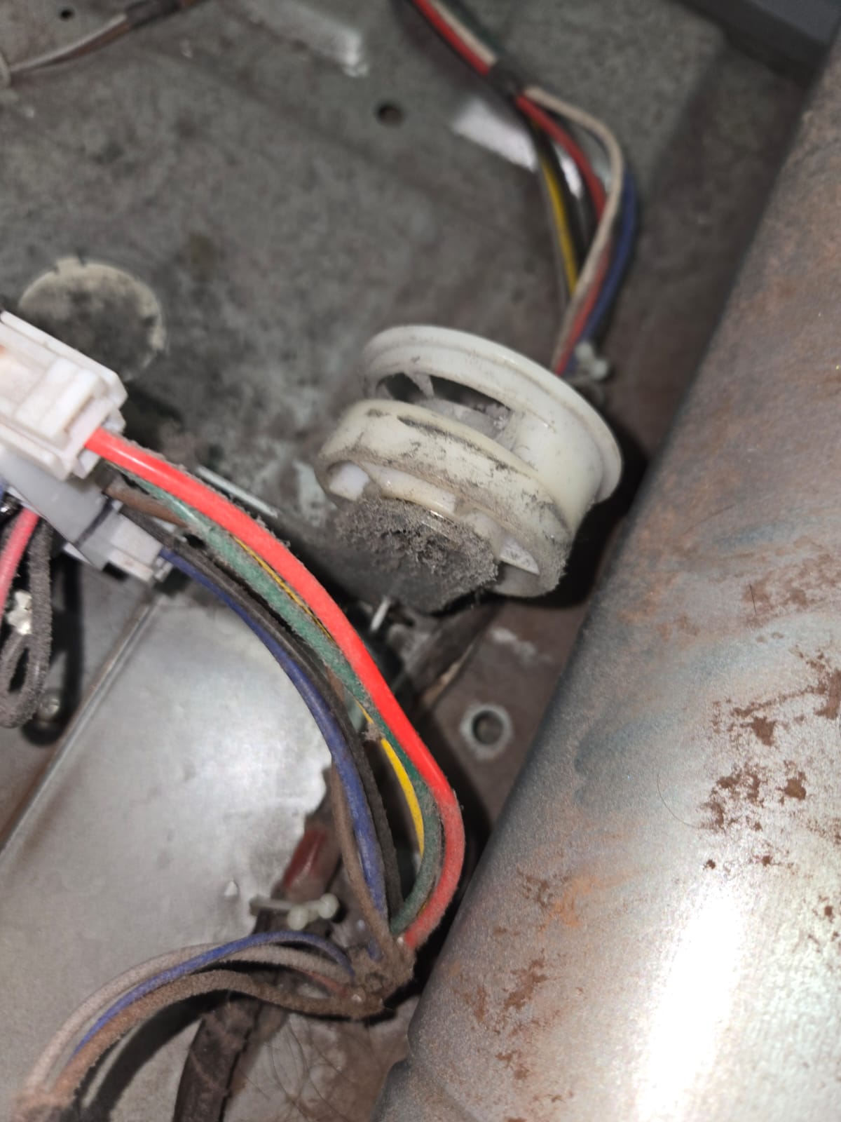 Dryer drum motor and belt assembly serviced in a customer's laundry room